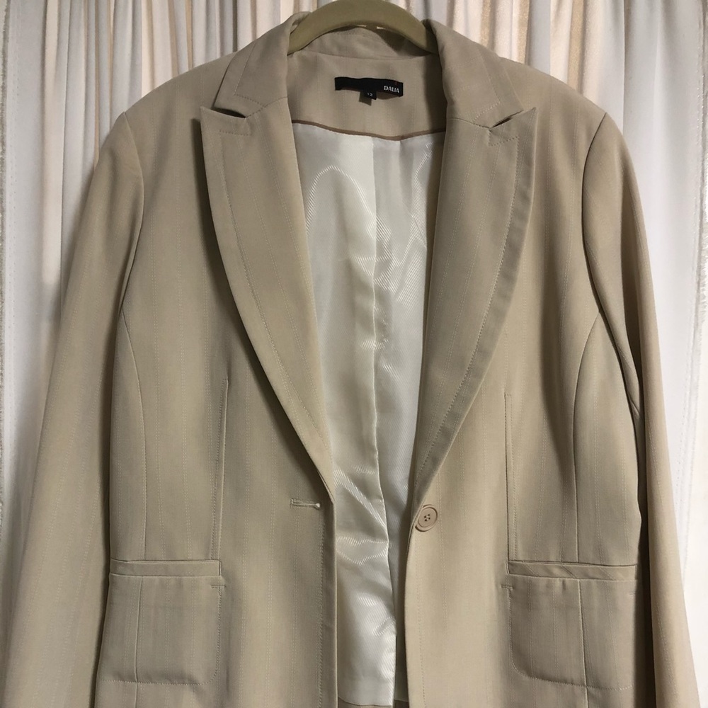 Tan suit jacket size 12